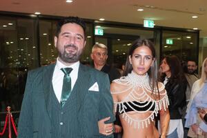 Smelo, smelije, Ivana Dudić! O izazovnom izdanju glumice na premijeri filma "Kengur se vraća kući" bruji ceo Beograd