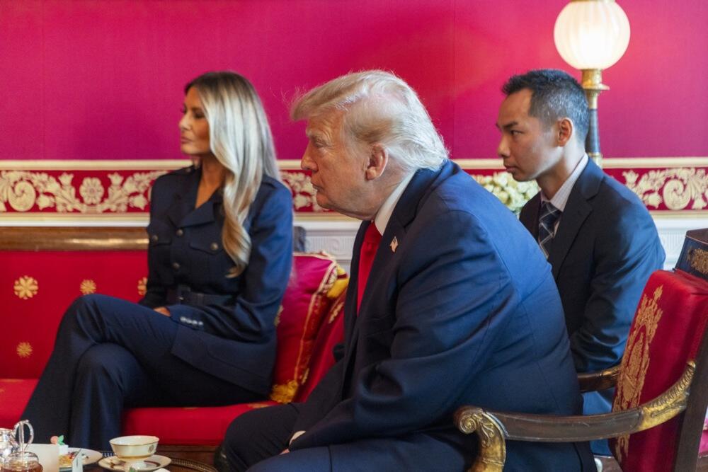 Stil Melanije Tramp tokom posete kineske delegacije Beloj kući