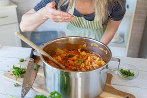 Tajna najlepšeg mladog kupusa: Nije u mesu, nije u začinima, ova caka ga čini savršenim (RECEPT)