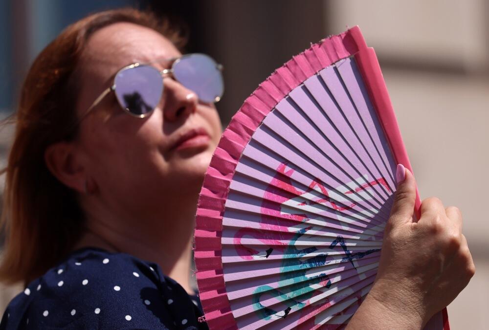 Oscilacije hormona dovode do valunga u (peri)menopauzi