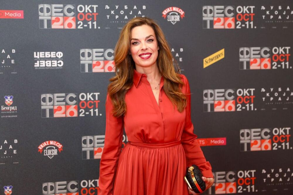 Katarina Radivojević  na premijeri filma 'Zlatni rez '42 - Djeca Kozare'