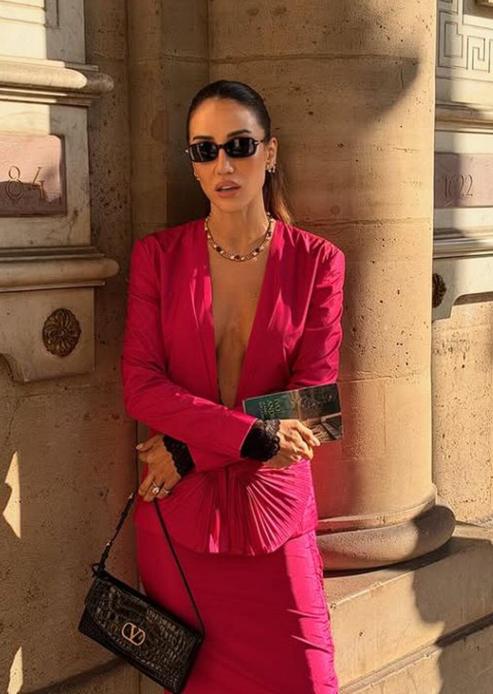Tamara Kalinić Testa s romantom 'Na Drini ćuprija' na reviji modne kuće Valentino