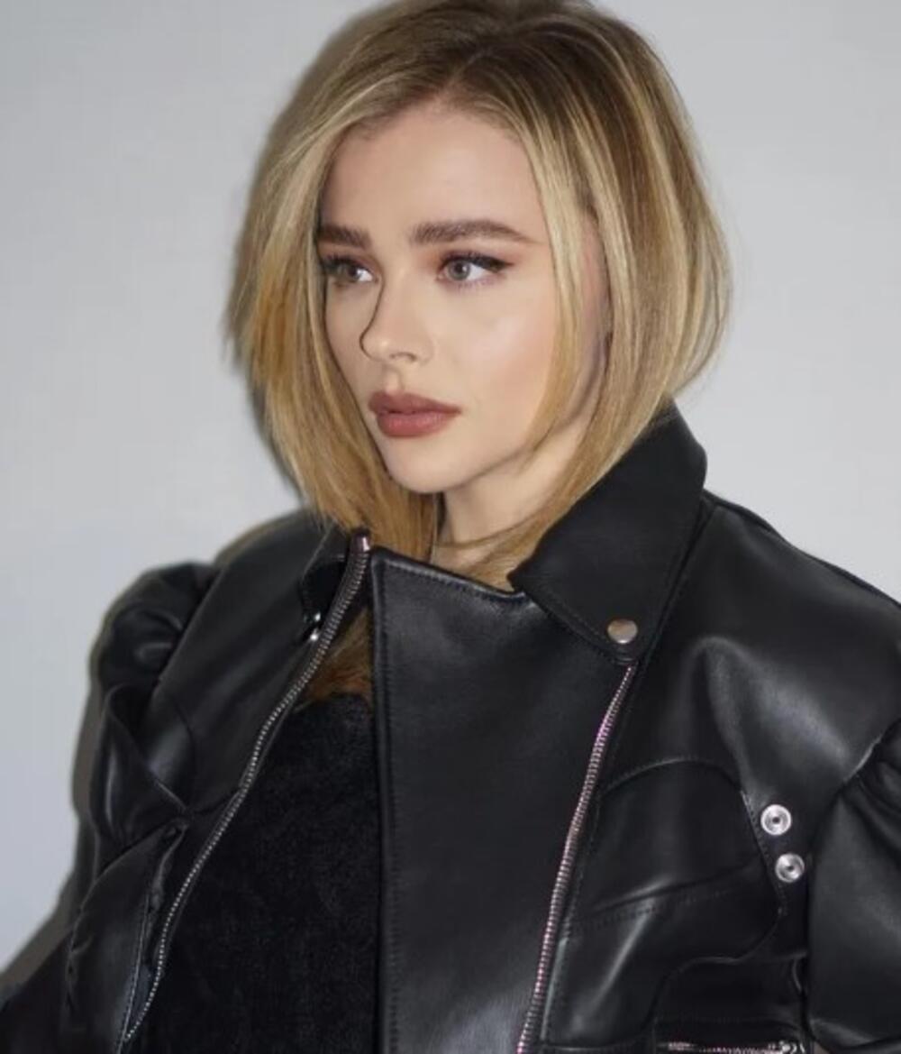 Lob frizura Kloe Grejs Morec