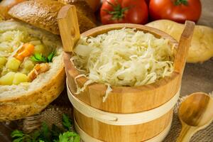 Presolili ste kiseli kupus? Ovo je jedini pouzdan način da ga spasete, a da celo bure sačuva vitamine i minerale