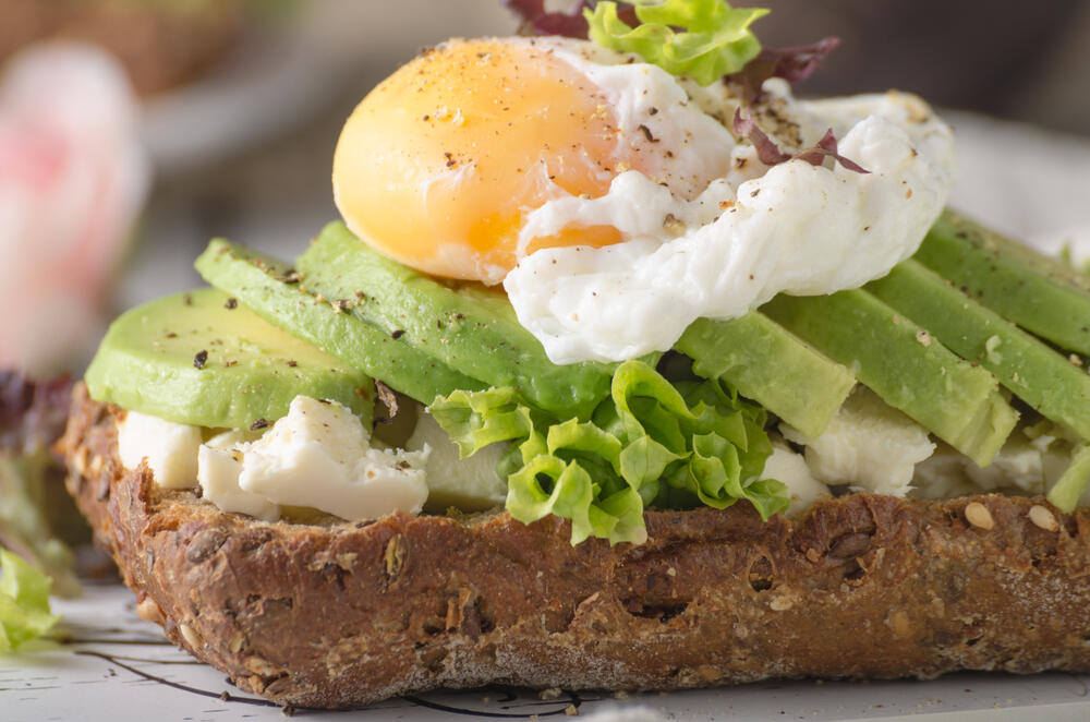 Avokado tost je odlično rešenje za zdrav doručak bogat korisnim mastima