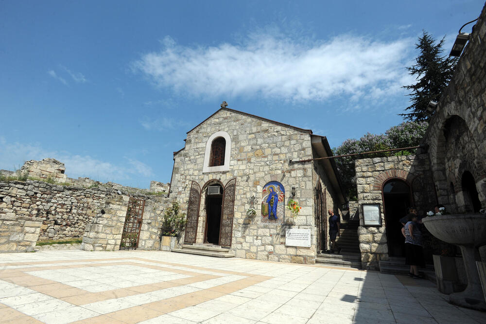 Crkva Svete Petke na Kalemegdanu