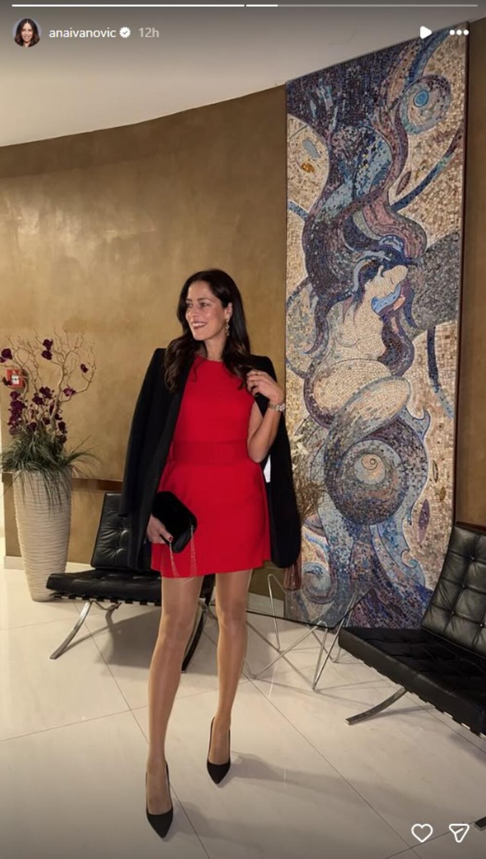 Ana Ivanović u crvenoj mini-haljini