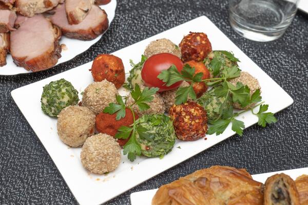 Jedna smesa, 5 različitih vrsta kuglica: Predjelo za slavu koje izgleda kao iz restorana