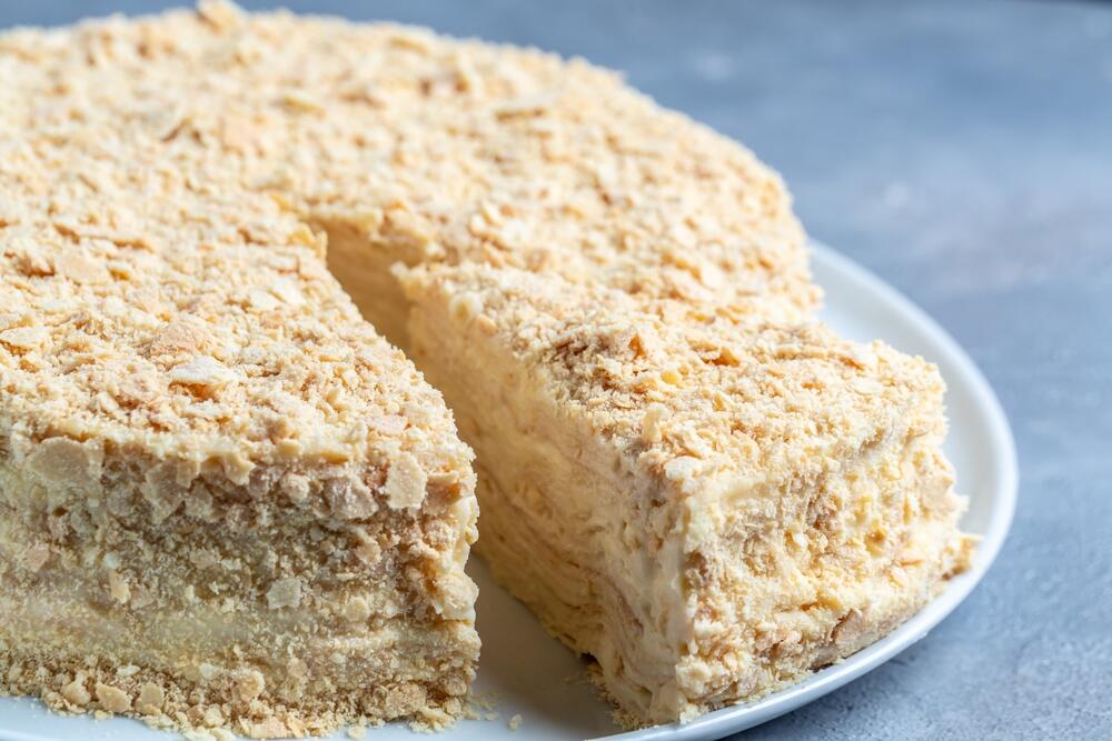 Napoleon torta sa lažnim korama 