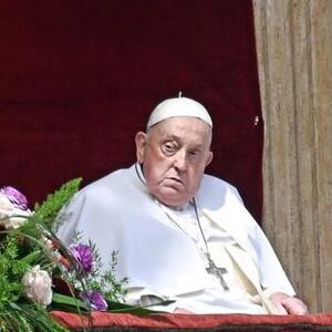 Papa Franja je prvi postavio ženu na visoku poziciju u Vatikanu, ali im je ovo strogo branio: Molile ga za dopuštenje, a on govorio - vrata su vam zatvorena