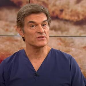 "Ne jedite ove 4 namirnice ako želite da doživite 50 godina": Čuveni nutricionista navodi jela koja nikada neće jesti svojom voljom