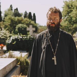 Ocu Vladimiru se selo divilo zbog idiličnog života sa Marinom i 6 dece: Ali je komšija video šta njegova supruga godinama radi i zgrozio se