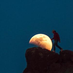 2 horoskopska znaka najviše će osetiti uticaj pomračenja Meseca 7. septembra