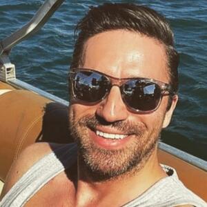 Evo kako izgleda supruga Vladimira Stanojevića: Osmehom očarava, ima brak iza sebe, a voditelj prihvatio njenu ćerku kao svoju