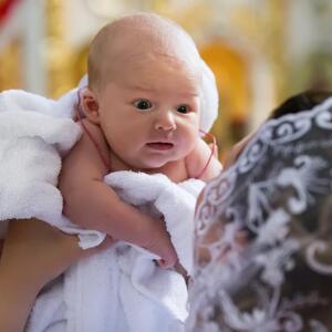 Sestra me zamolila da joj budem surogat majka: Kad sam rodila dečaka, ona je uradila ono što nijedna žena ne bi smela - Zaledila sam se od šoka