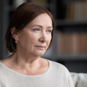 "Mislila sam da alkohol razara moj brak, ali kad sam prestala da pijem, primetila sam nešto kod muža što mi se urezalo: 3 meseca kasnije sam se razvela"