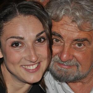 Mihailu je 26 godina mlađa supruga Olga bila centar sveta dok iz auta nije video bolan prizor: Kod kuće je sačekao sa DNK testom za dete