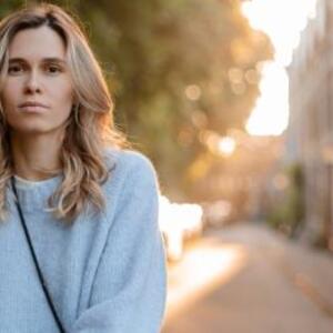 Jednog četvrtka sam se vratila ranije sa posla nego obično i uhvatila muža u prevari: Kada sam videla ko je u mom bračnom krvetu umalo se nisam onesvestila