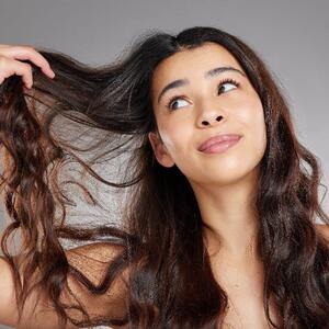 Svi traže čudesni šampon, a recept je jednostavan: Samo jedna stvar je potrebna za kosu iz snova