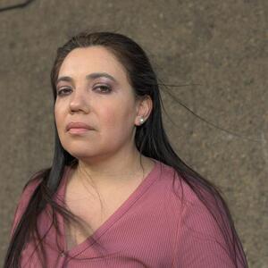 Mislila sam da imam savršenu porodicu, a onda sam čula svekrvu i muža kako razgovaraju u kuhinji