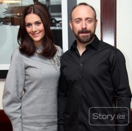 Berguzar Korel, Halit Ergenč, foto: TV Prva, Facebook